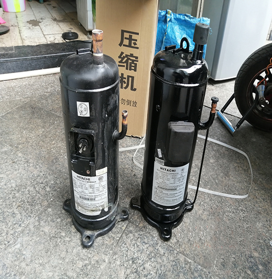 双湖中央空调压缩机的更换维修